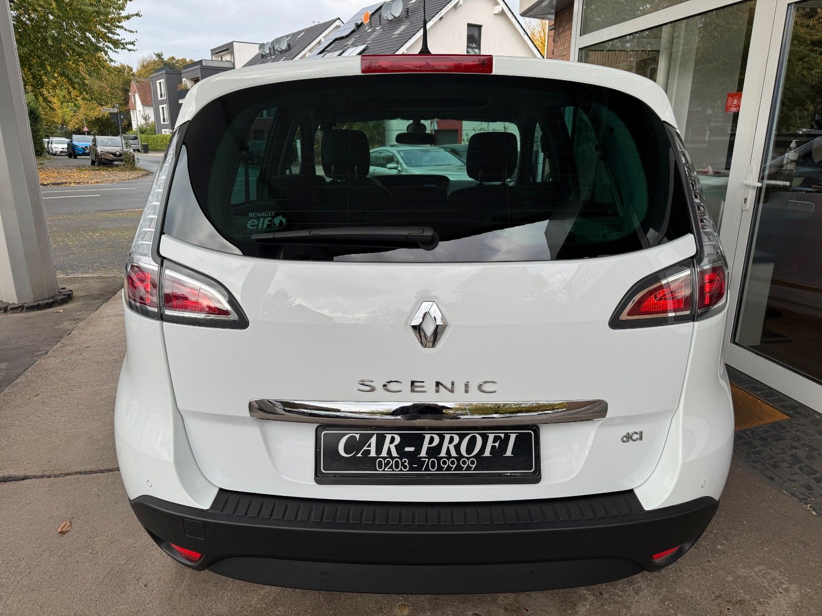 Fahrzeugabbildung Renault Scenic III BOSE Edition Autom. Navi/Panorama