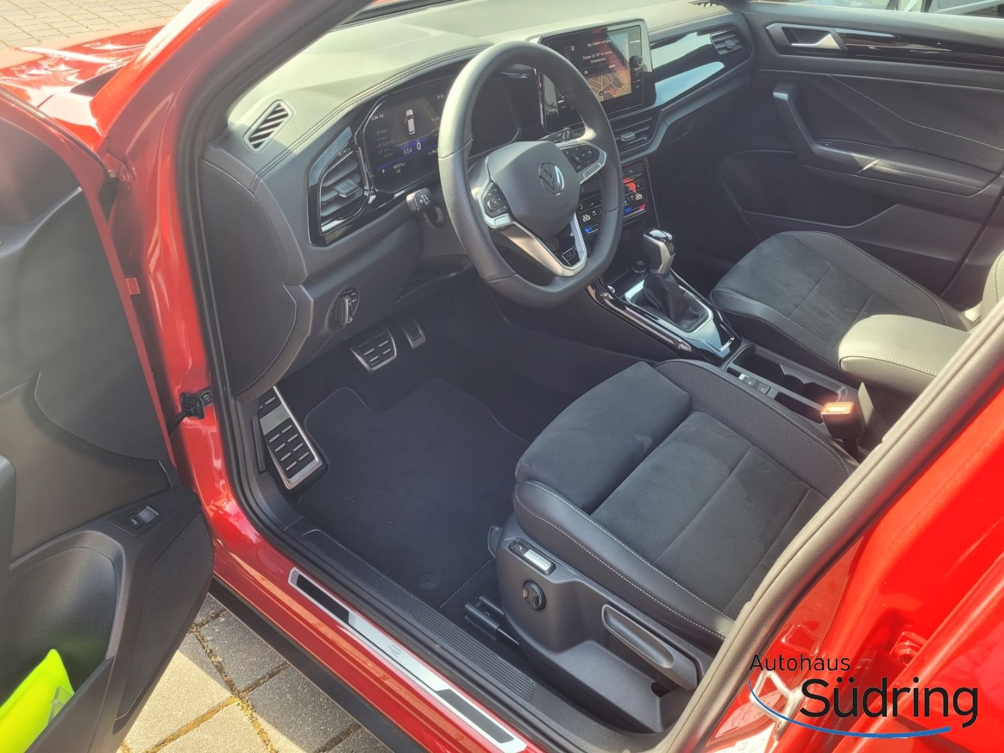T-Roc 1,5TSI R-Line Black Style DSG AHK Panodach