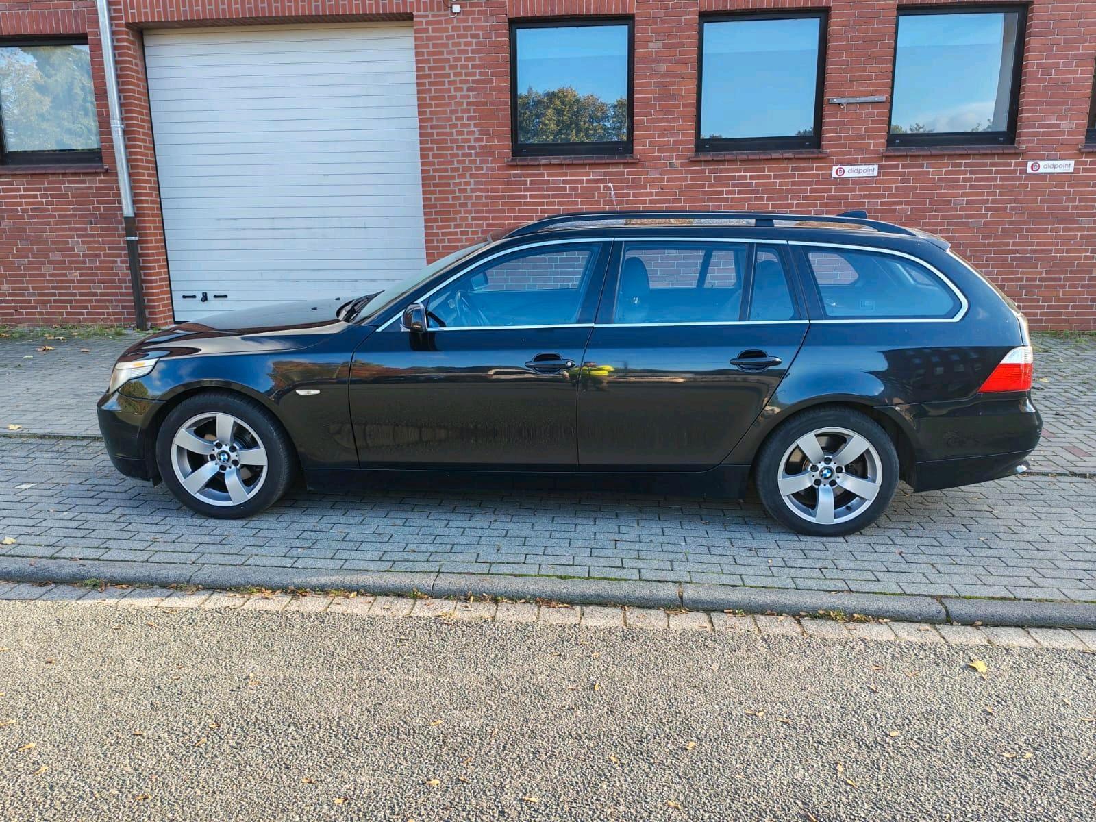 BMW 525