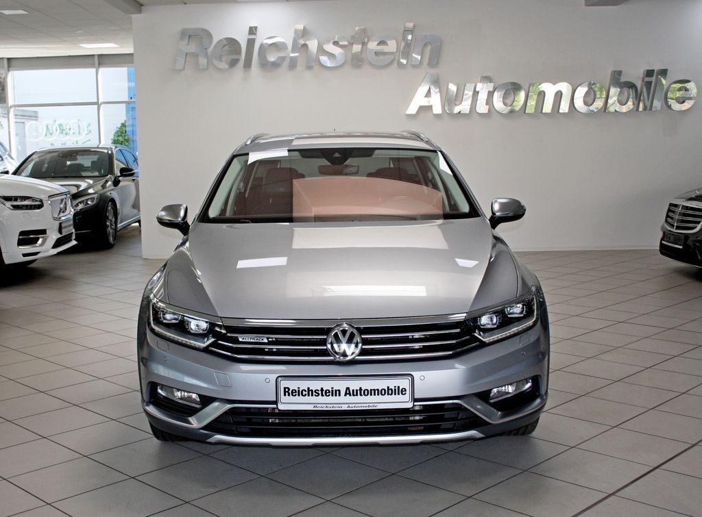 Volkswagen Passat Business 4M ACC AHK LEDER KAMERA STANDH