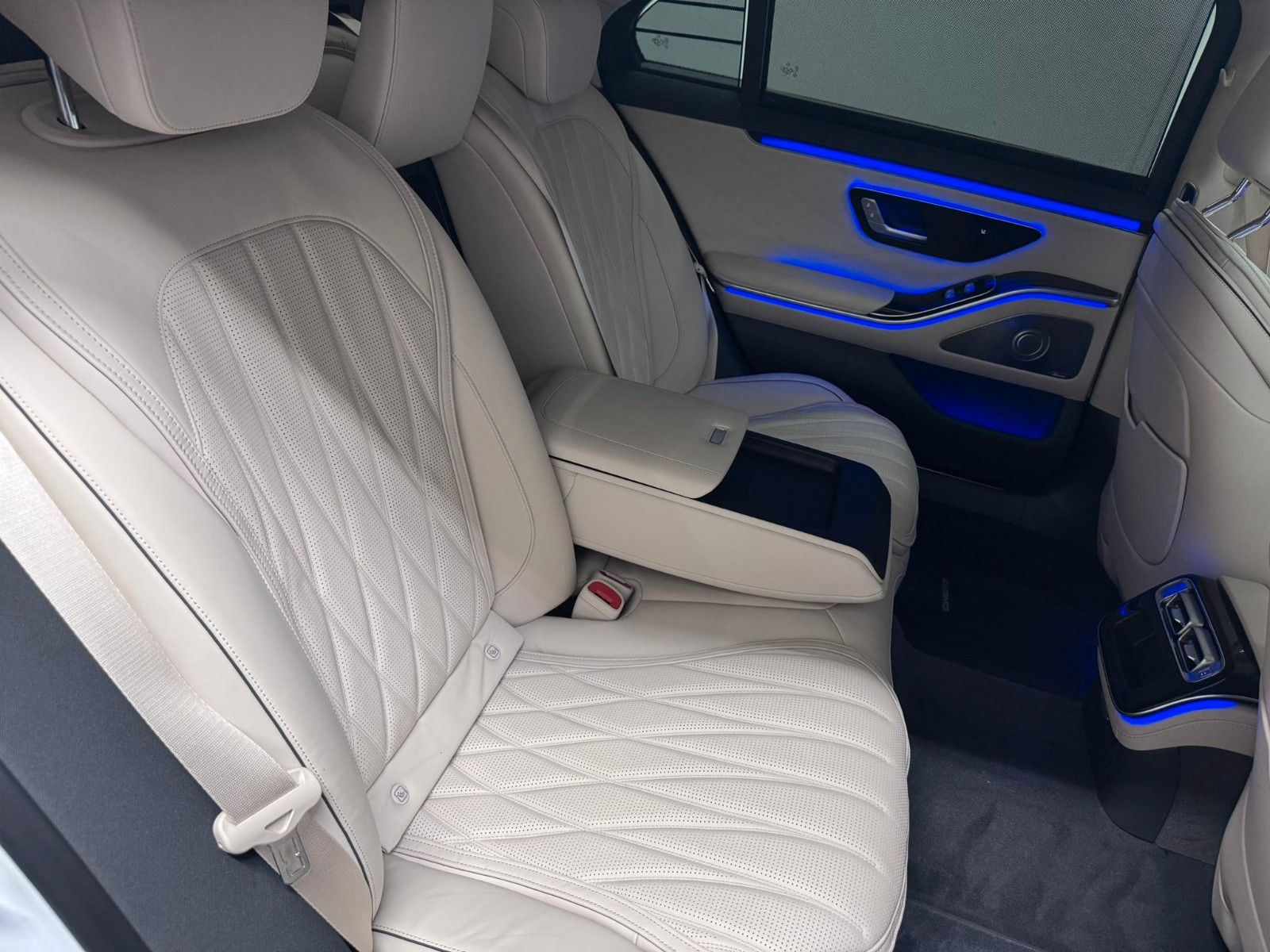 Fahrzeugabbildung Mercedes-Benz S 63 E Performance L *PANORAMA*MANUFAKTUR*