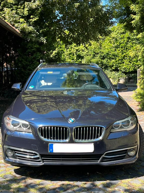 Image of BMW 520