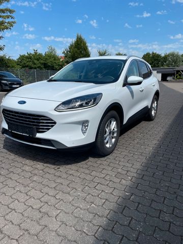 Ford Kuga 1.5 EcoBoost 150 PS Titanium 8 Räder