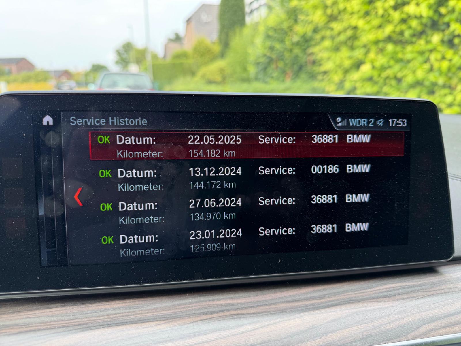 BMW 540i xDrive Touring M-Sport AHK Pano ACSchnitzer