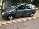 Nissan NISSAN ALMERA TINO 1,8, TÜV 7/27 - scheckheftgepflegte Nissan Almera Tino