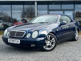 Mercedes-Benz CLK 320 PDC*SHZ*Tempo - blaue Mercedes-Benz CLK 320