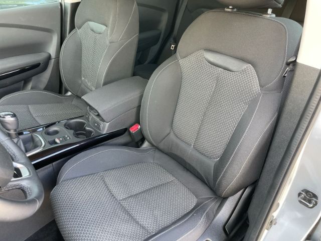 Fahrzeugabbildung Renault Kadjar 1.3 TCe 140 Zen, Navi, Tempomat, Sitzheiz