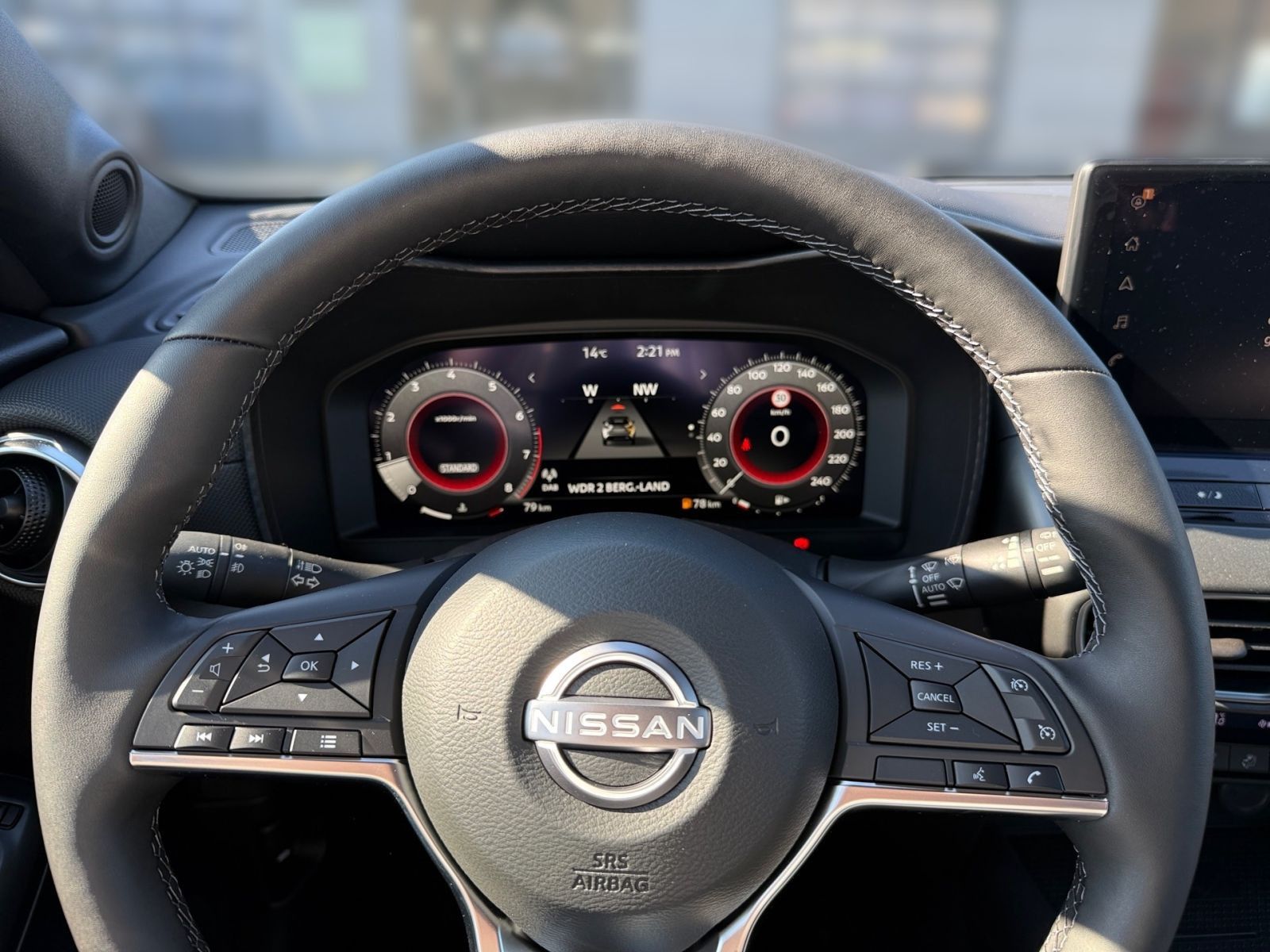 Fahrzeugabbildung Nissan Juke 1.0 DIG-T N-Connecta 6MT *NAVI*KAMERA*WINTE