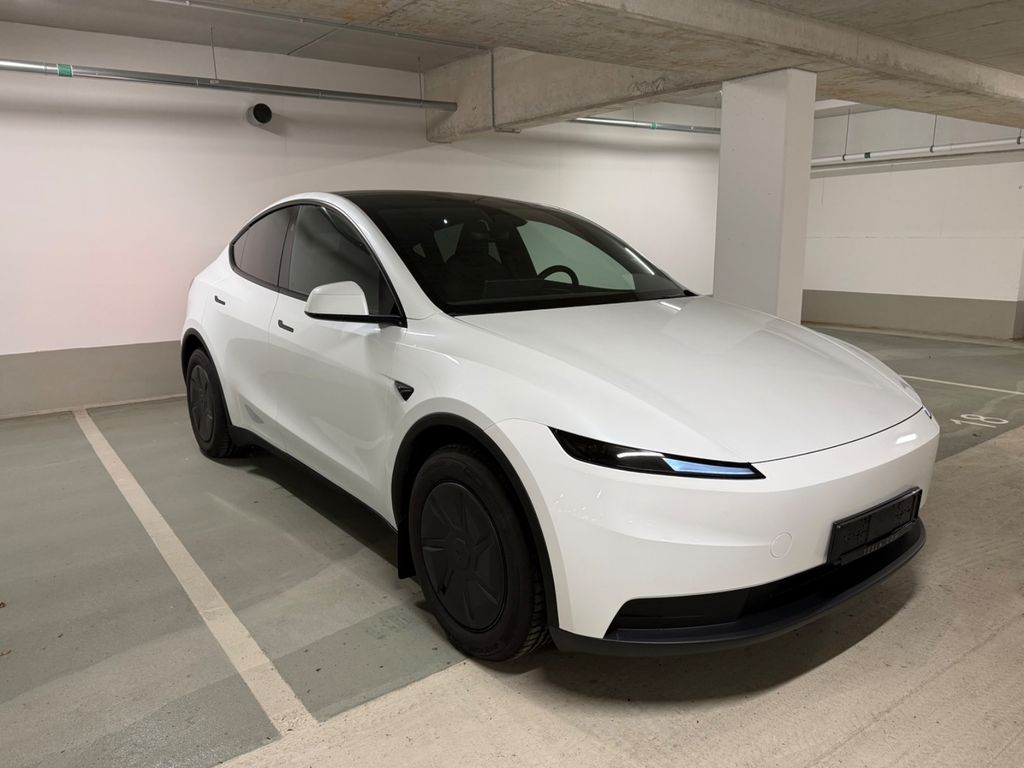 Image of Tesla Model Y
