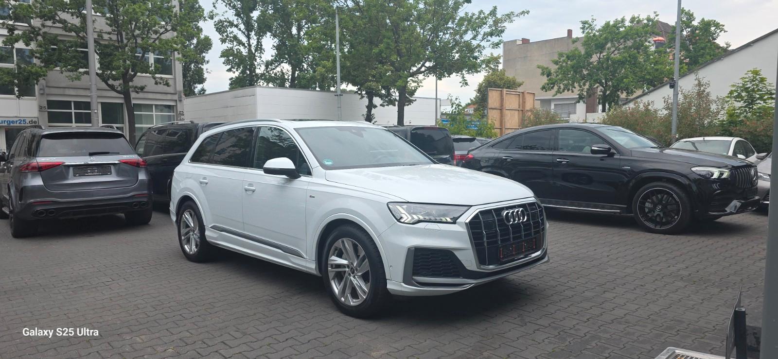 Audi Q7 55 TFSI quattro S line PANO. 7000 KM