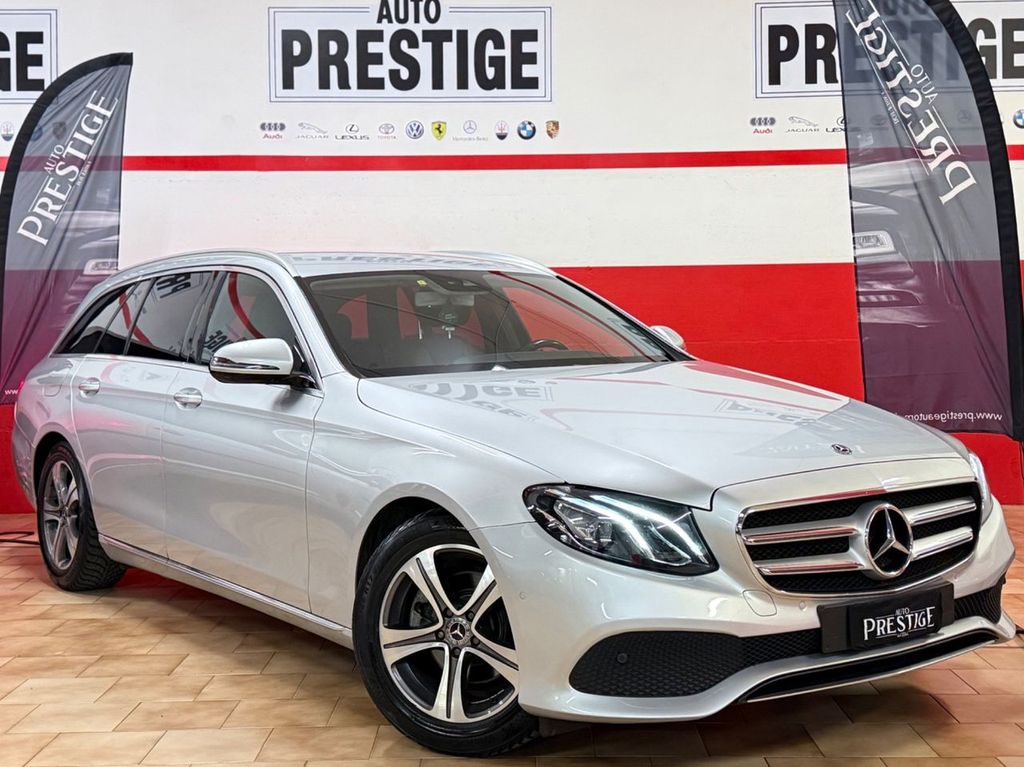 Image of Mercedes-Benz E 220