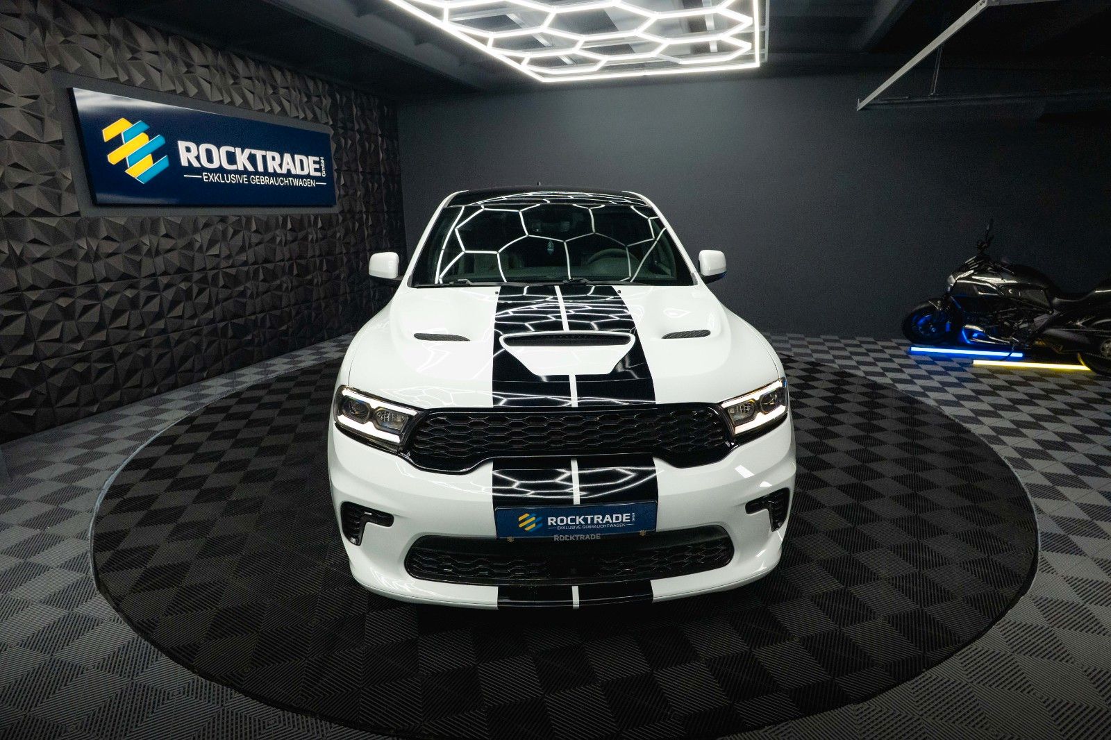 Fahrzeugabbildung Dodge Durango 5.7 V8 R/T SRT 4x4 Night-Paket Modell 22