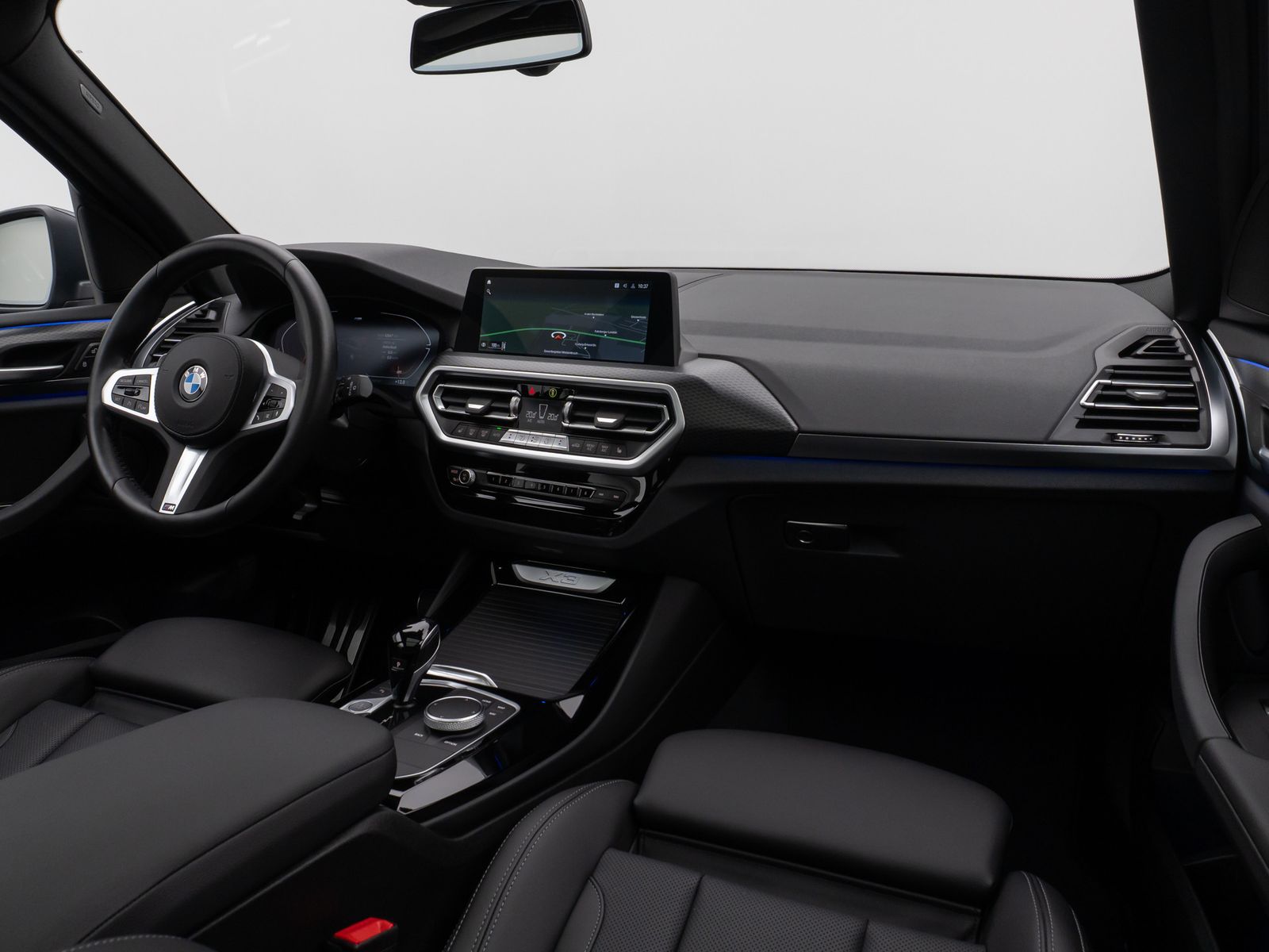 Fahrzeugabbildung BMW X3 xD20i M Sport Panorama Kamera HiFi DAB 19Zoll