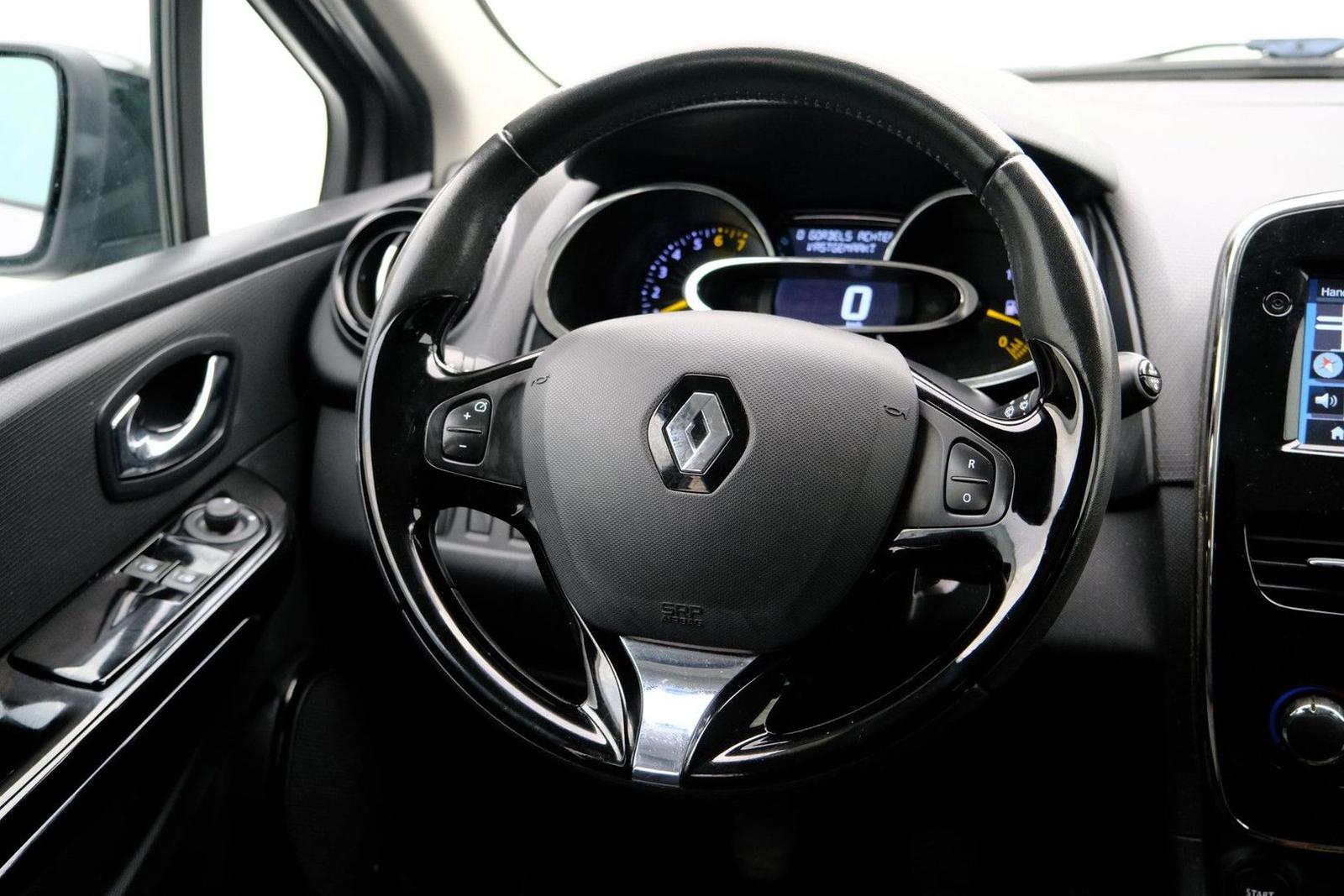 Renault Clio 2014 — photo 10