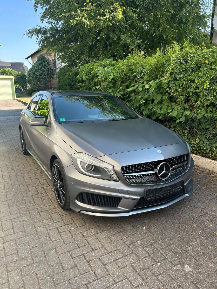 Mercedes-Benz A 220