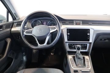 Volkswagen Passat 2.0 TDI Conceptline CARPLAY+KAM+LED+AHK