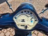 Vespa LX 50 - Vespa Motorräder in München