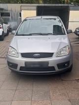 Ford Focus zu verkaufen. Viele Teile neu!! - Ford Focus aus 2005 mit Diesel-Antrieb