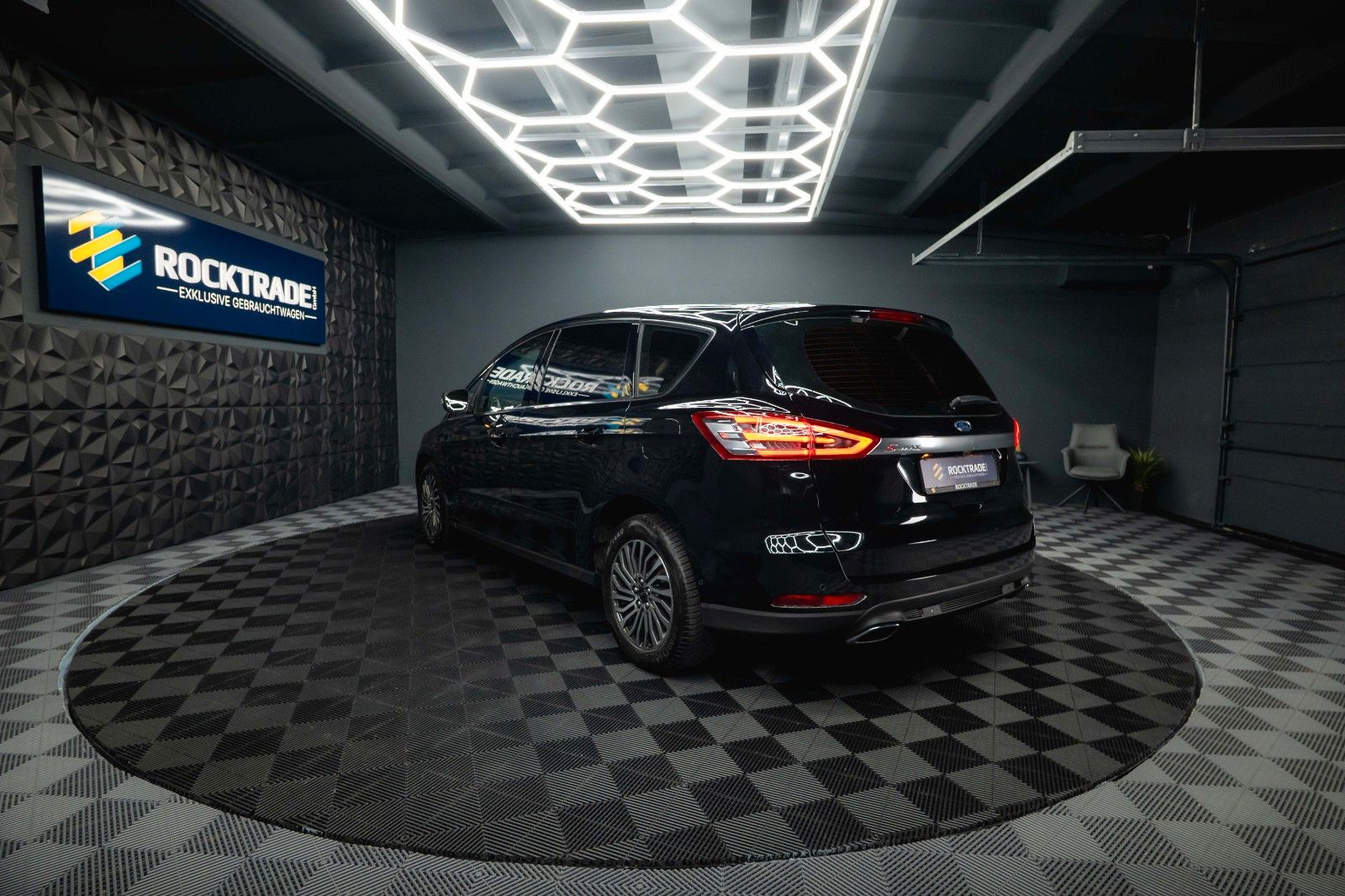 Fahrzeugabbildung Ford S-Max Titanium 2.0 EcoBoost *ACC*Kamera*LED*