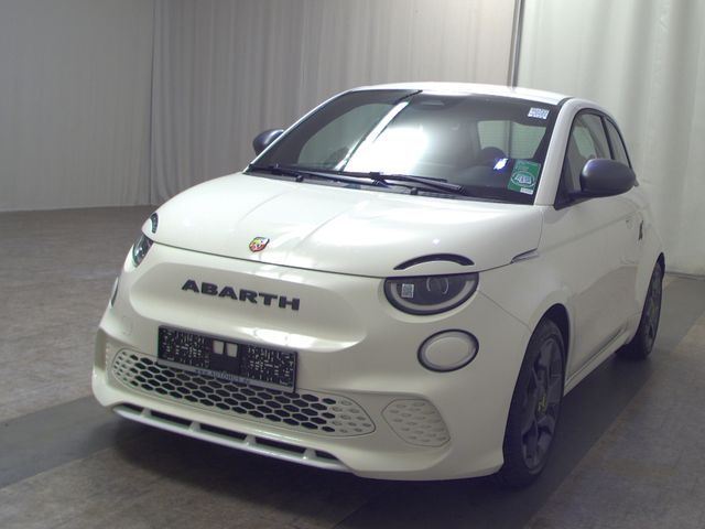 Abarth 500 e Navi LED