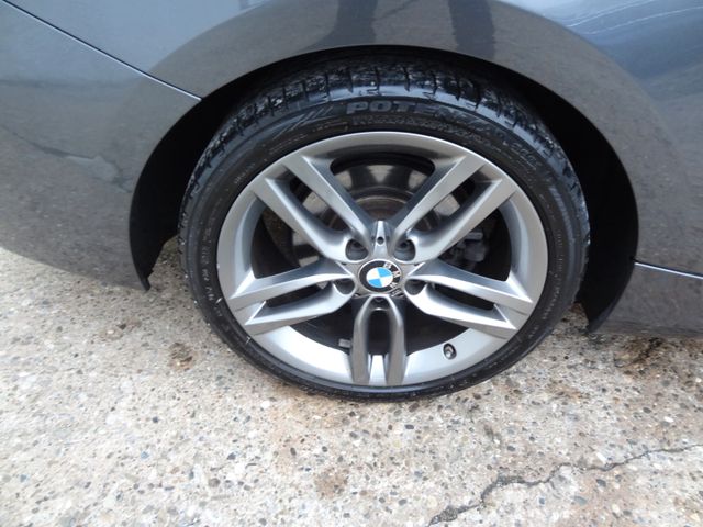 Fahrzeugabbildung BMW 230i M Sport/Leder/Navi/Kamera/Automatik/