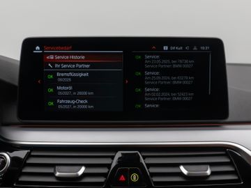 Fahrzeugabbildung BMW 530d Tour HUD ACC Kamera DAB Komfortzugang