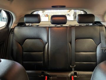 Mercedes-Benz GLA 180 *Kamera*PDC*Navi*Klima*Tempomat*