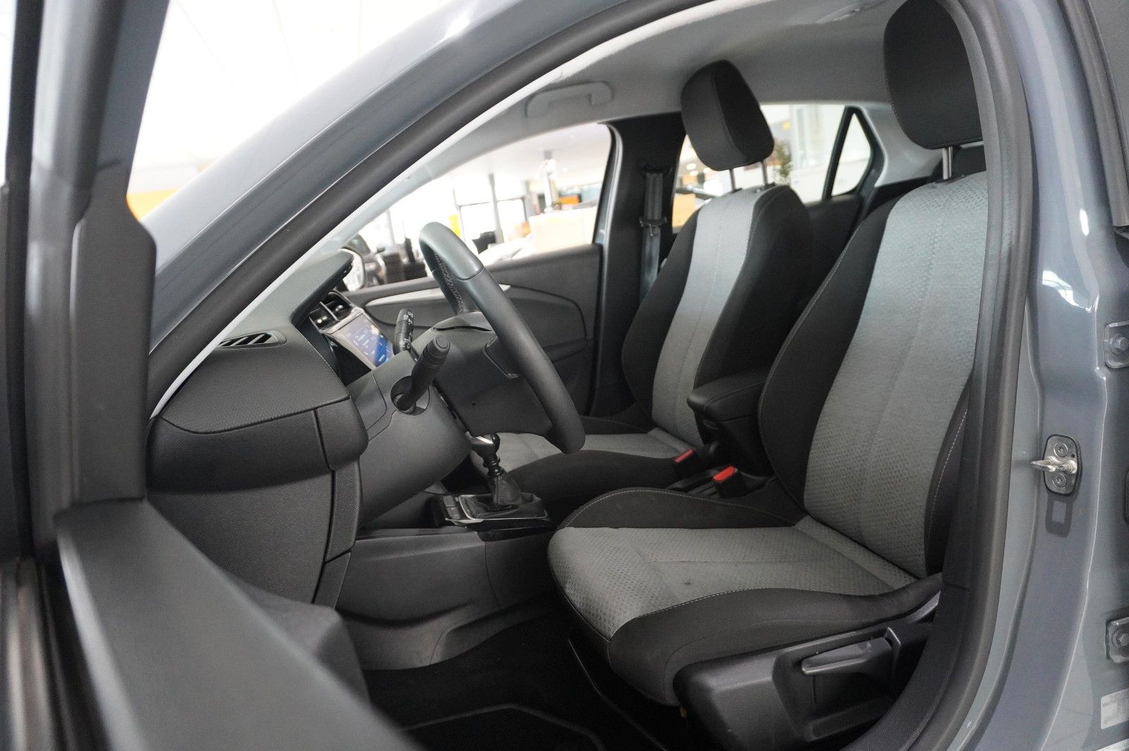 Fahrzeugabbildung Opel Corsa F 1.2 FACELIFT NAVI/LED/KAMERA/VIRT./DAB+