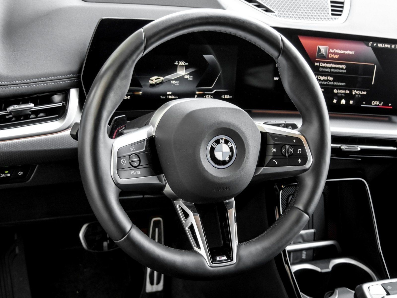 BMW iX1 - Bild 10
