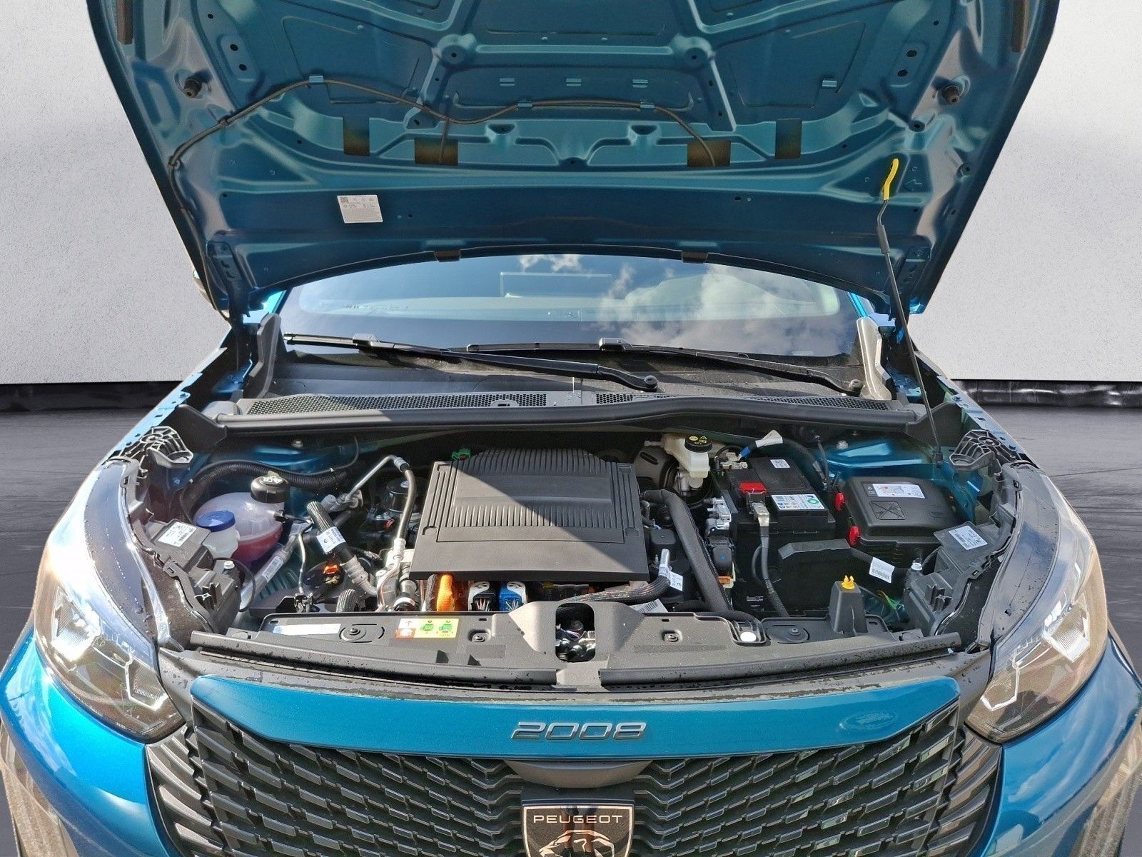 Peugeot e-2008 - Bild 15