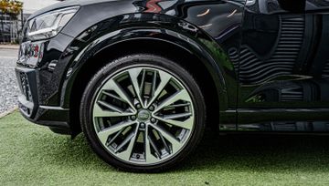 Fahrzeugabbildung Audi SQ2 2.0 quattro