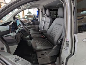 Ford Tourneo Custom L2 Tourneo Titanium 9-Sitzer
