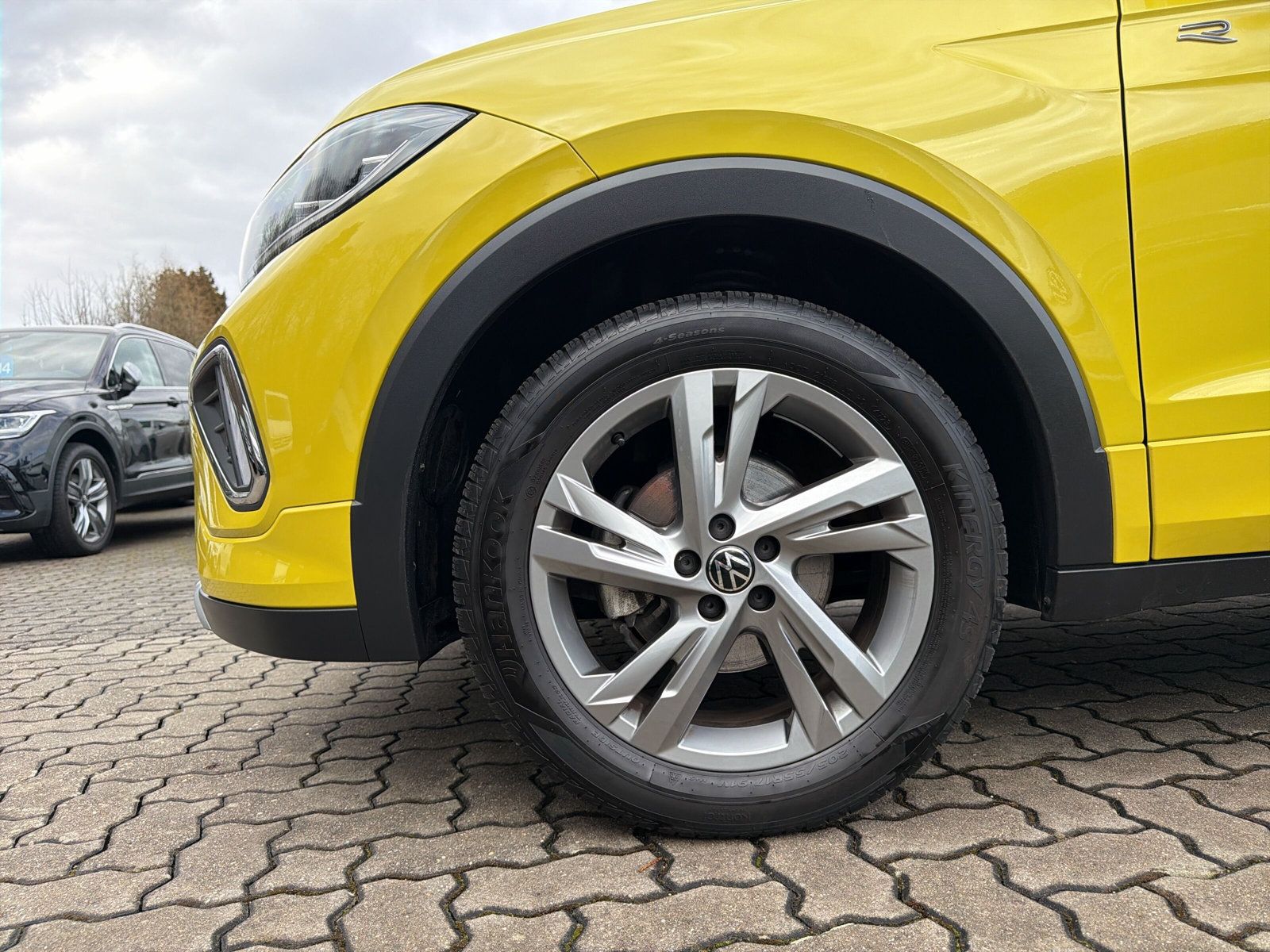 T-Cross R-Line TSi DSG Navi Matrix AZV