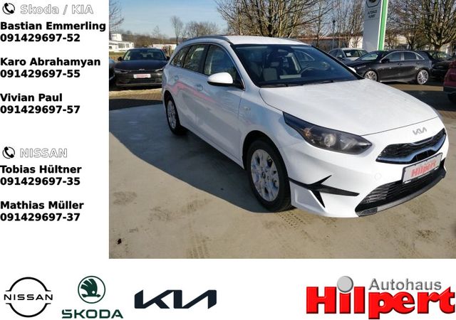 Kia CEED_SW 1.5T 140 VIS STD AHK NAVI RFK SITZHZ