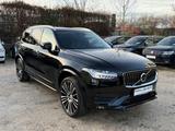 Volvo XC90 Momentum Pro AWD Memory 7-Sitze AHK Kamera - Volvo XC90 Gebrauchtwagen in Stuttgart