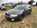 Skoda Octavia Combi Ambiente - Skoda Octavia aus 2006: Ambiente