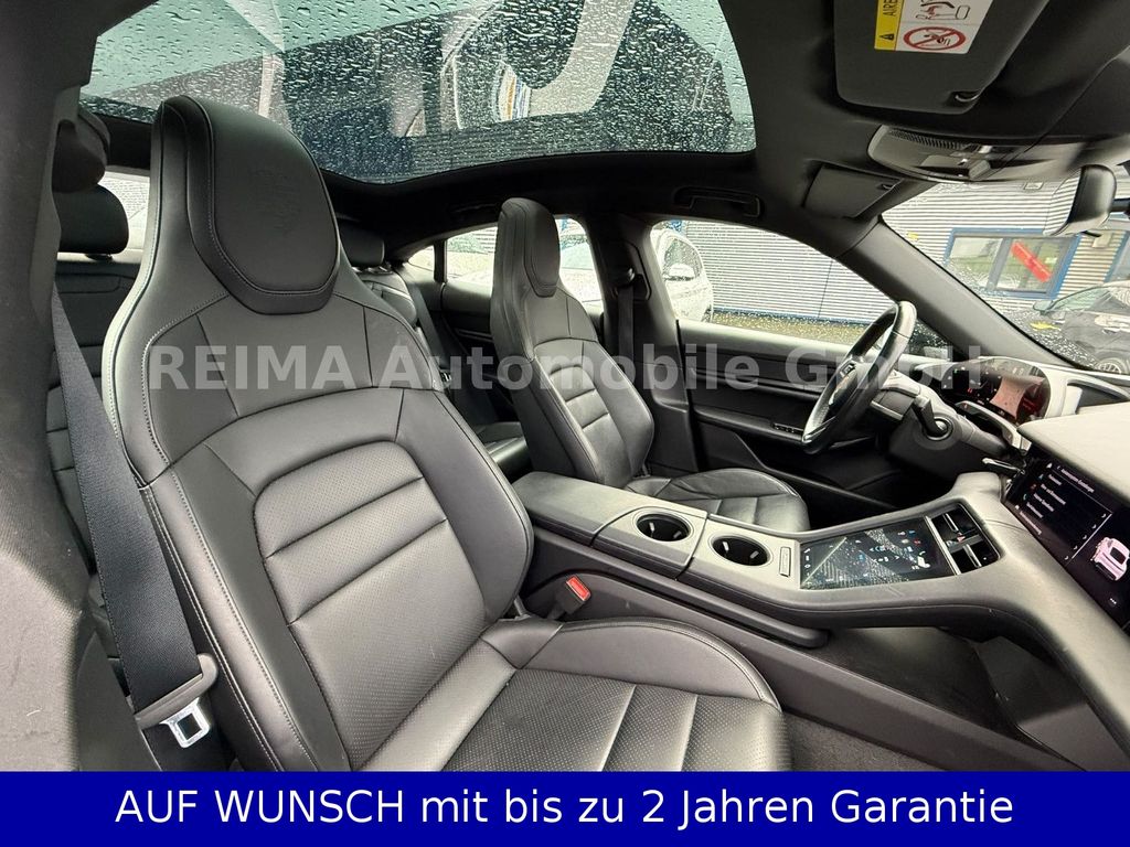 PORSCHE Taycan 2021