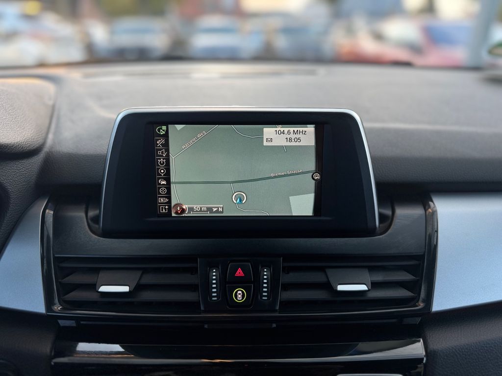 BMW 218 Active Tourer 218 i Active Tourer Advantage Automatik+Leder+Sh – Ansicht 12