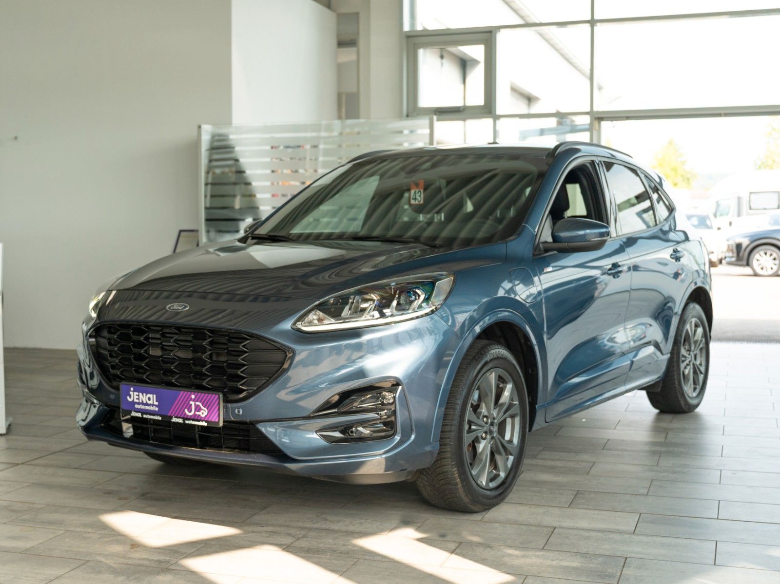 Fahrzeugabbildung Ford Kuga Plug-In Hybrid ST-Line AUTOM./WINTER-P./DAB