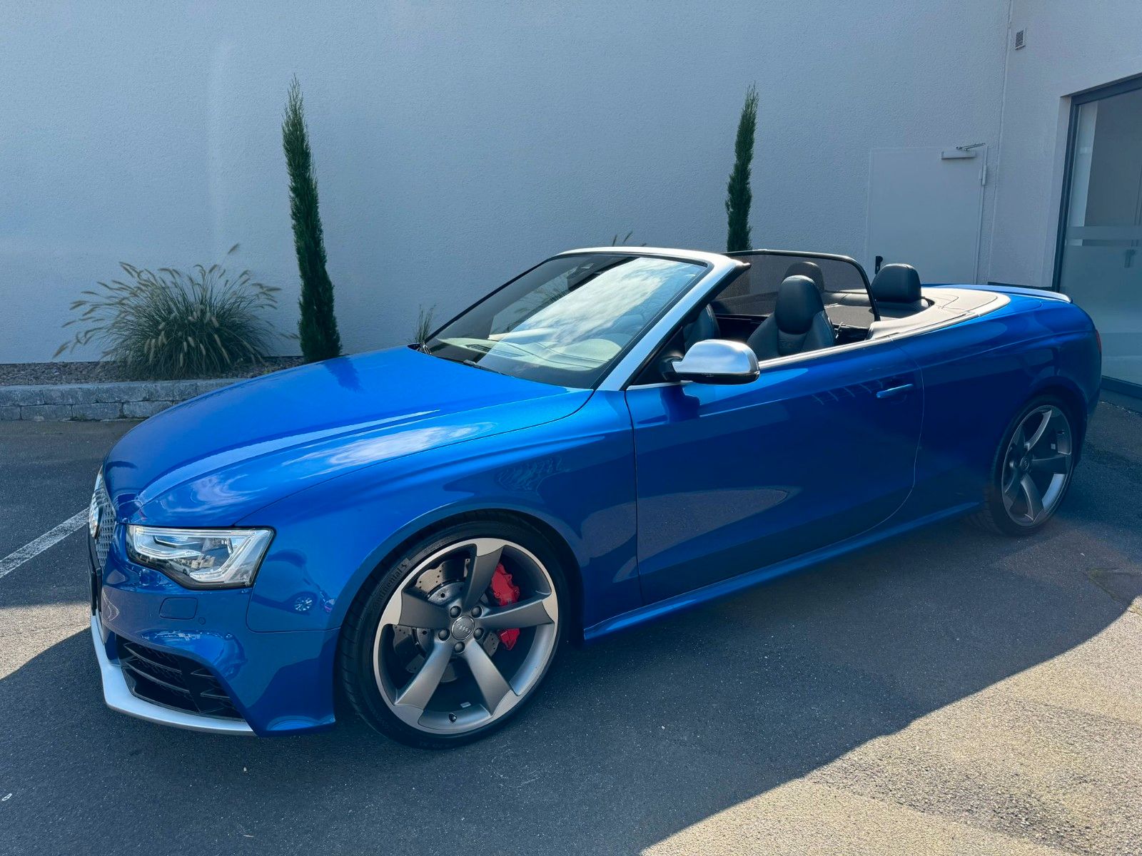 Fahrzeugabbildung Audi RS5 RS 5 Cabriolet 4.2 FSI quattro