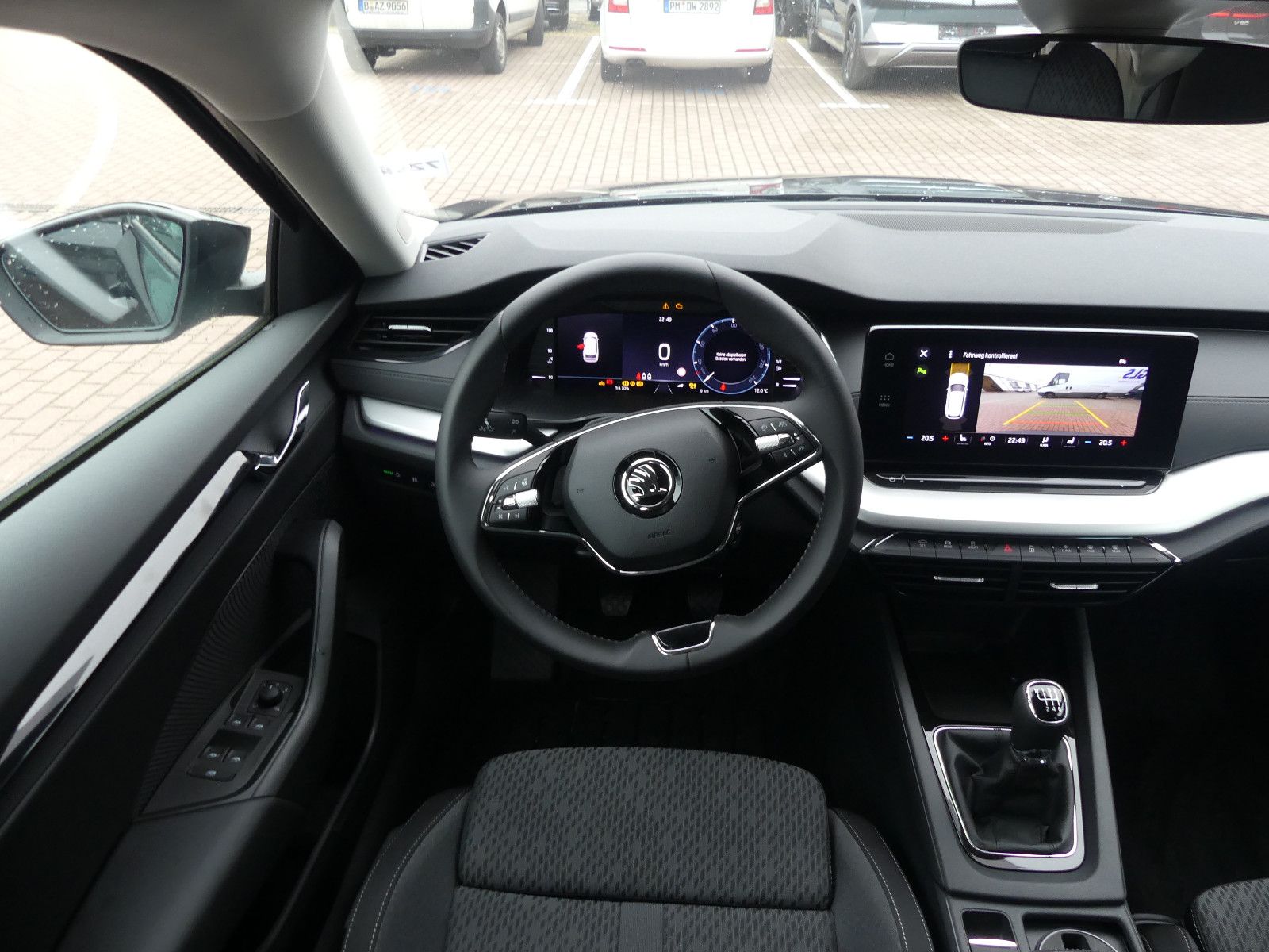 Fahrzeugabbildung SKODA Octavia Combi 2.0 TDI CLEVER *NAVI*ACC*KESSY*BT*