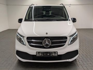 Mercedes V 220 - 7