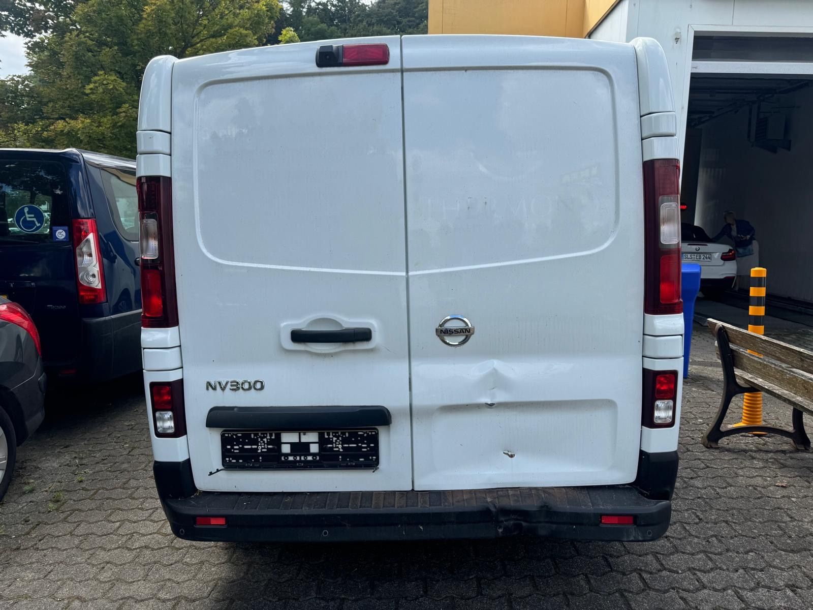 Fahrzeugabbildung Nissan NV300 Kastenwagen L1H1 2,7t PRO Klimaanlage