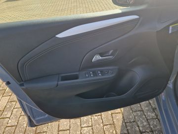 Bild 16 Opel Corsa F GS