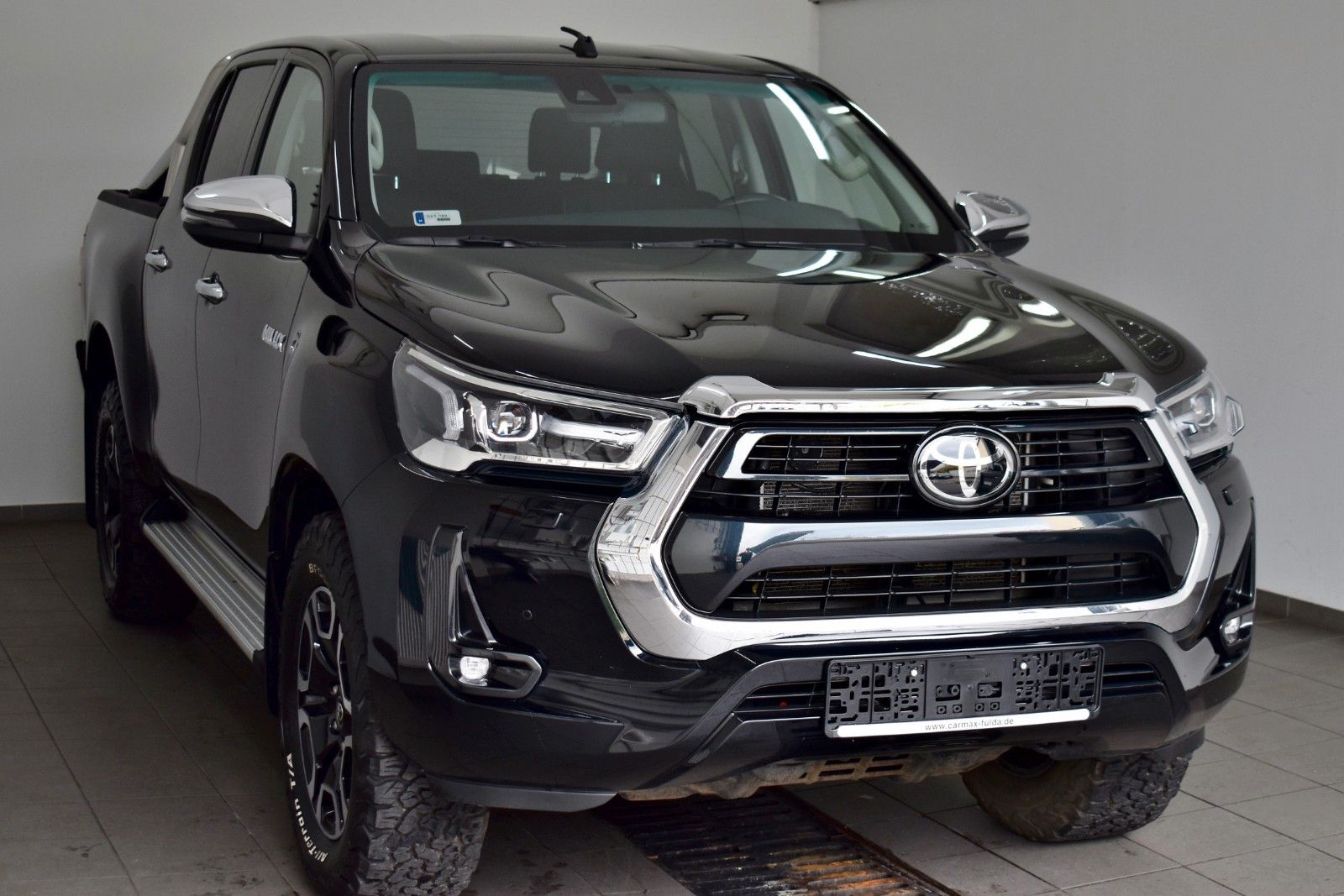 Fahrzeugabbildung Toyota Hilux 2.8 D-4D 4x4 Double,Executive,Navi,LED,Kam