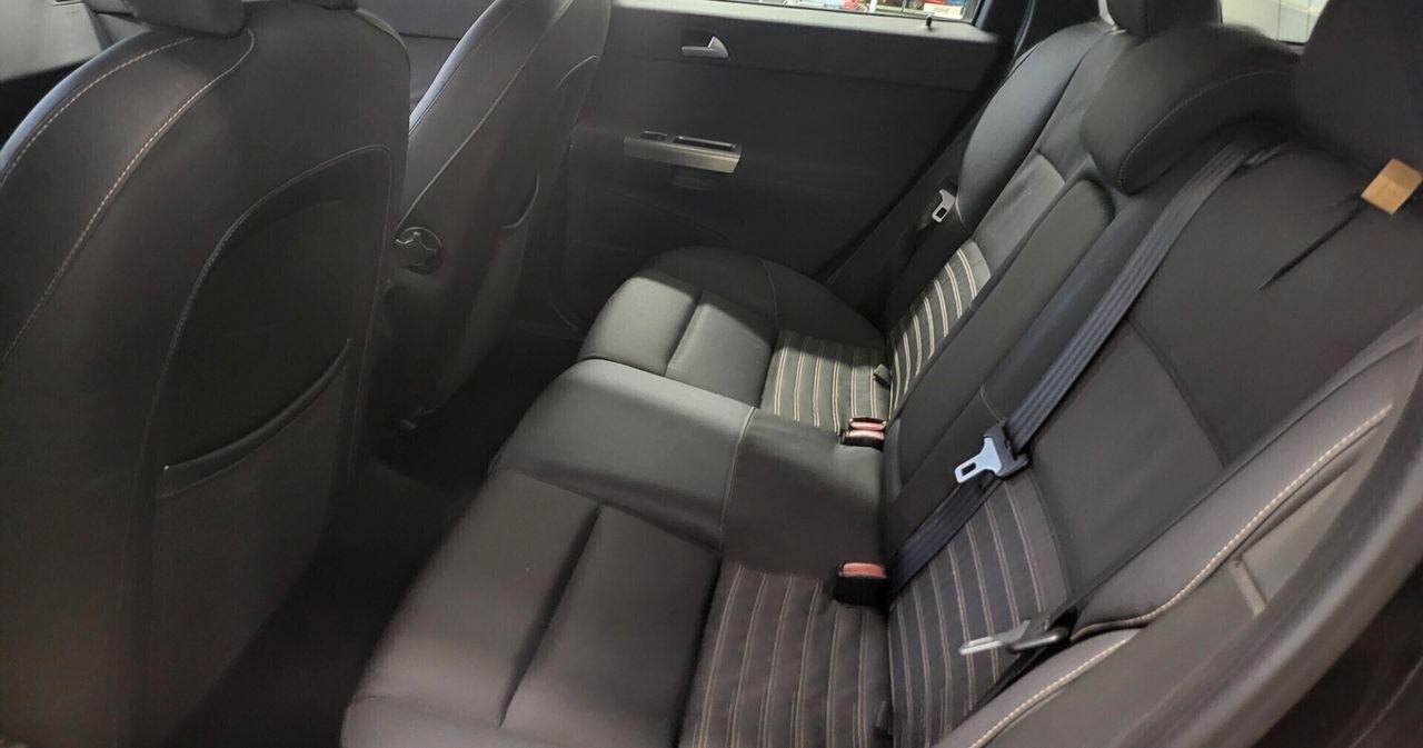 Volvo V50 2009 — photo 9
