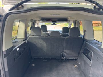 Volkswagen Caddy - 12