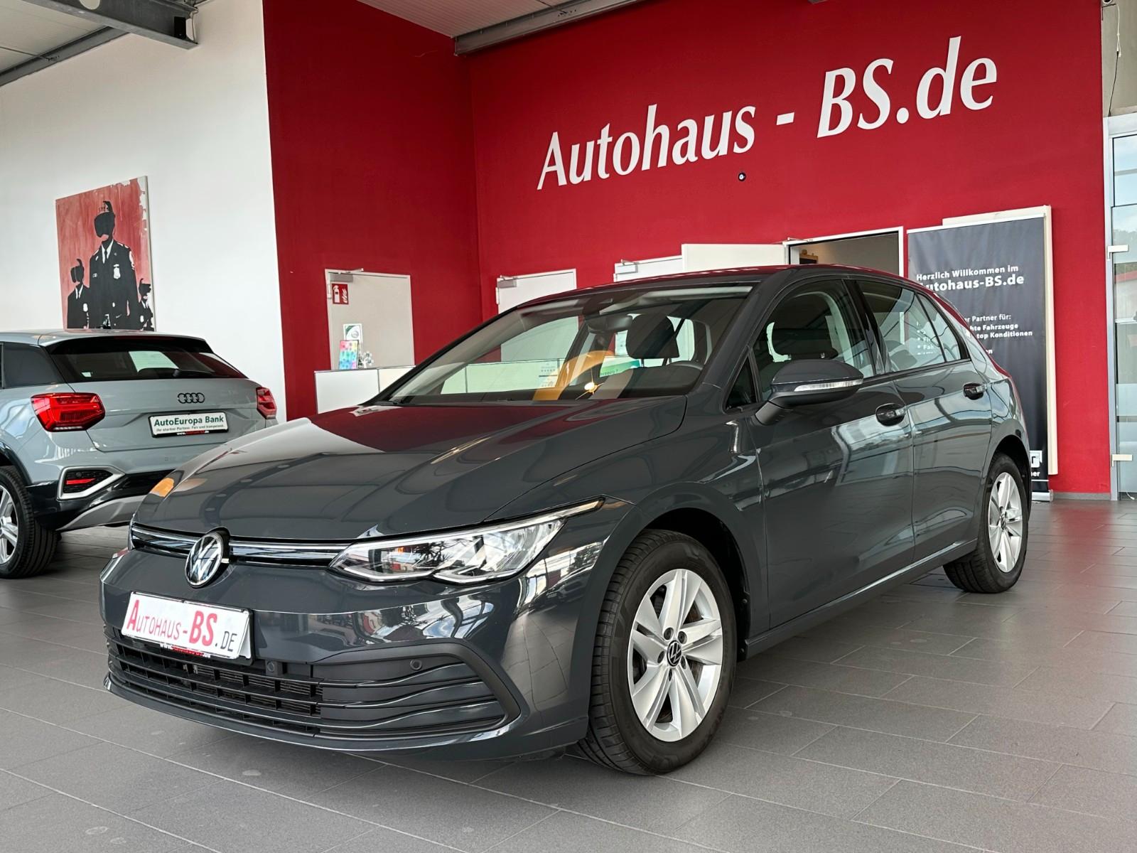 Volkswagen Golf VIII Limo Life 2.0 TDI DSG,PDC,Navi,LED,1Hd