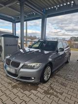 BMW E91 325i - BMW 325 aus 2008: Kombi