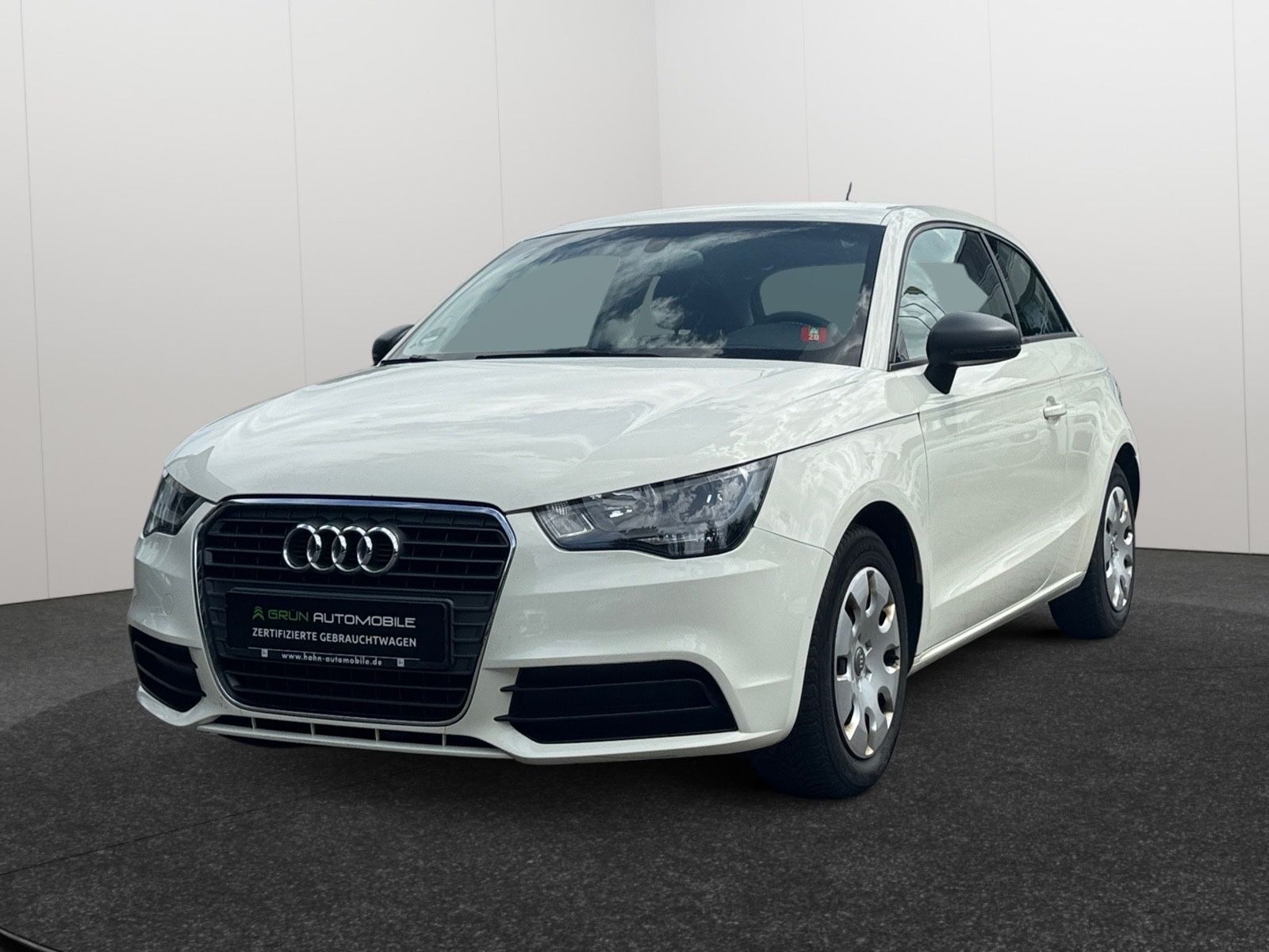 Fahrzeugabbildung Audi A1 attraction*SZH*Klima*PDC*8Fach*Garantie